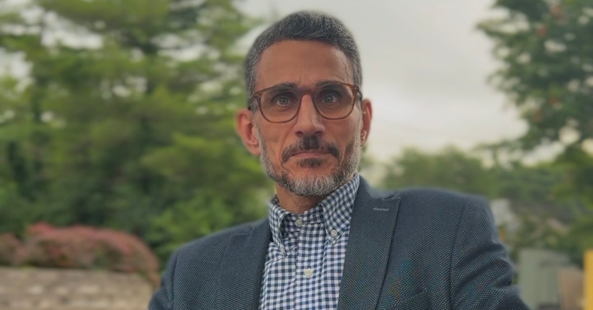 ICE Detains Former Children’s Chaplain After Revoking His Asylum, Leaving Community Furious