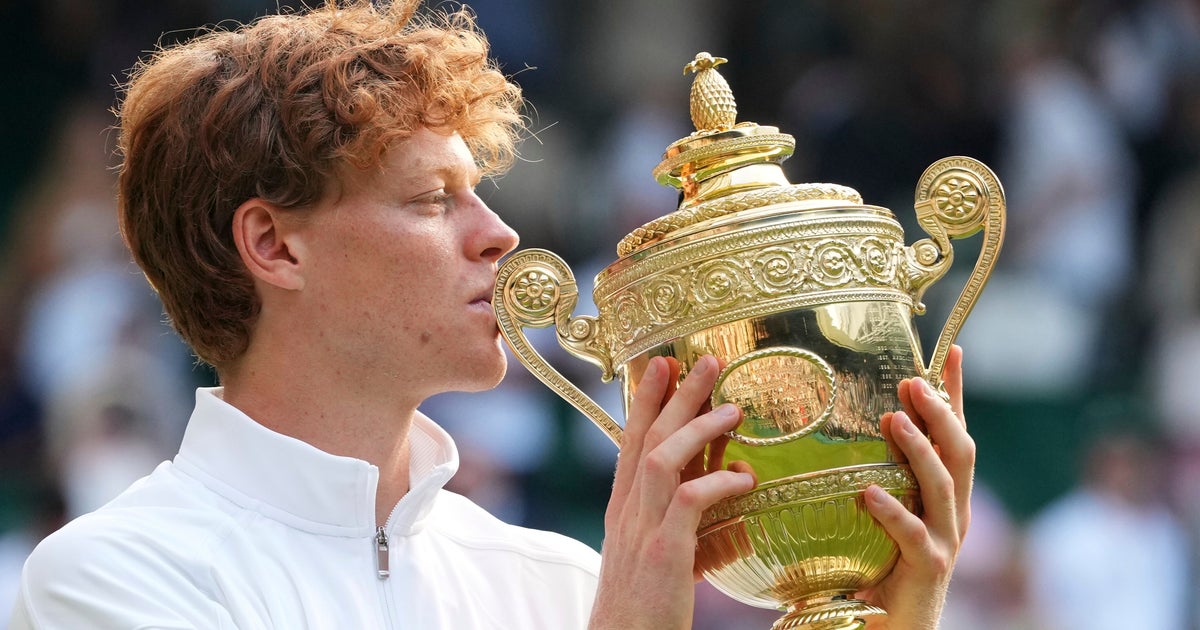 Defending Wimbledon Champion Hands Title To Top-Ranked Rival