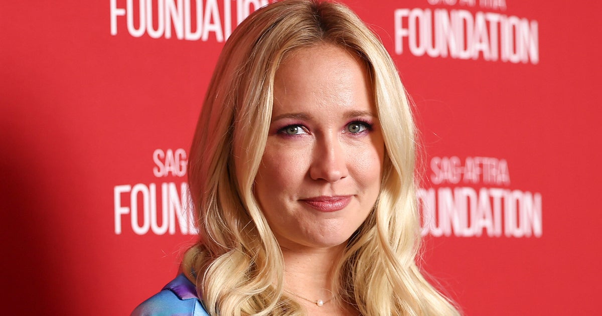 Anna Camp Airs Grievances Over Her Emmys Snub
