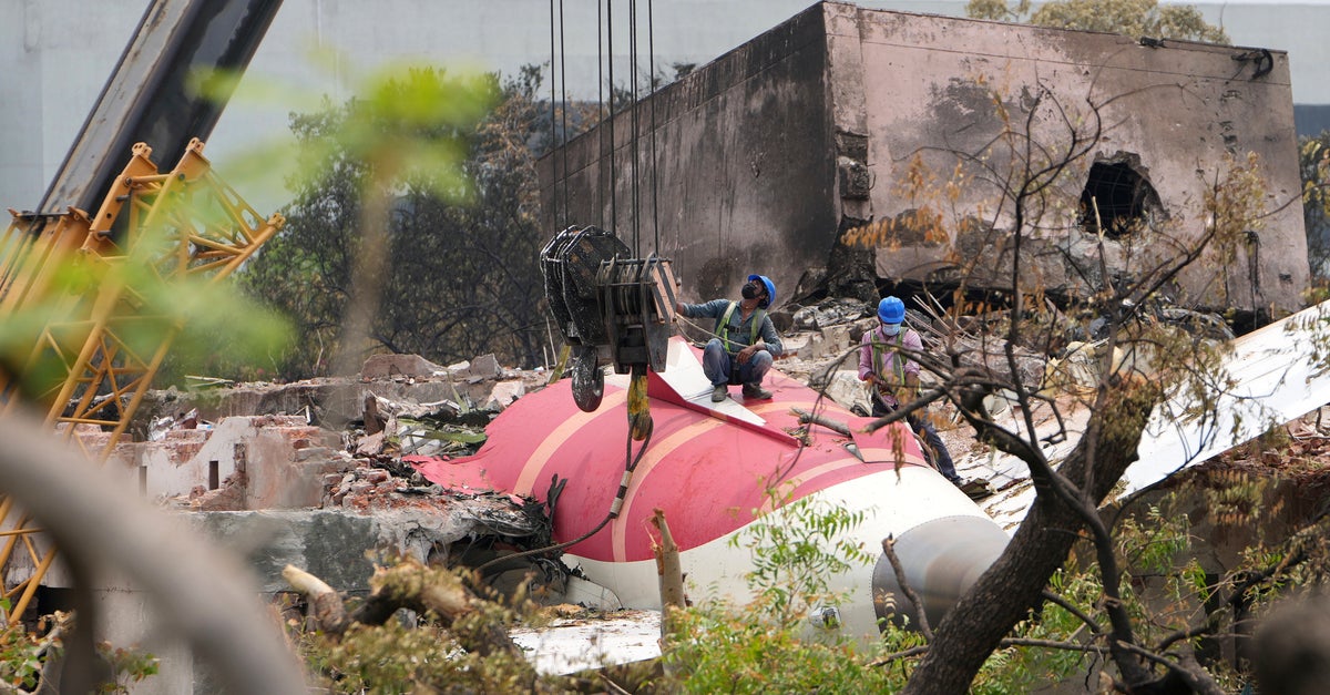 New Details In Air India Crash Probe Shift Focus To Plane's Captain, WSJ Reports