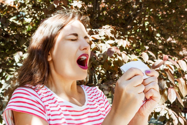 Τι είναι το «αντανακλαστικό φωτο-φτερνίσματος», γνωστό και (σύνδρομο ACHOO);