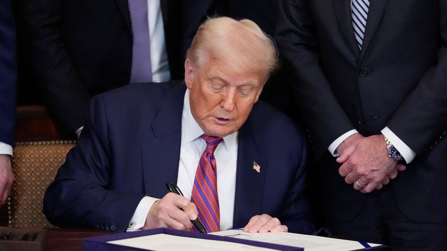 画像】トランプ氏が過去に描いたスケッチ。オークションで高額で