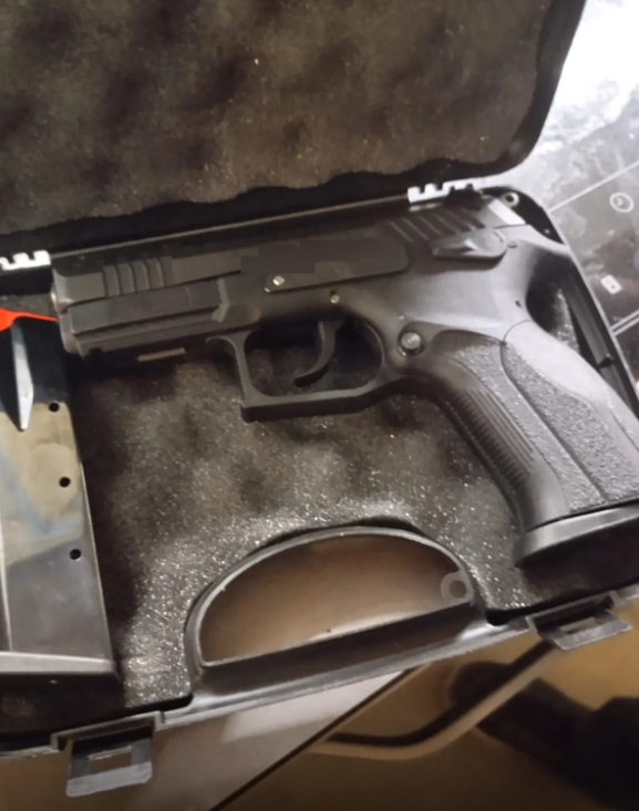 Προσωπικές διαφορές Τούρκων πίσω από τους πυροβολισμούς με δύο τραυματίες στον Κολωνό.