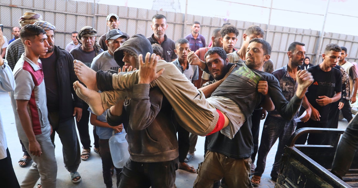 Israeli Troops Kill 32 People Seeking Food At U.S.-Backed Distribution Hubs, Gaza Officials Say