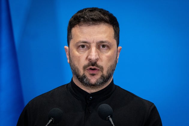 ΡΩΜΗ, ΙΤΑΛΙΑ - 2025/07/10: Ο Ουκρανός πρόεδρος Volodymyr Zelensky μιλάει σε συνέντευξη Τύπου στη Διάσκεψη για την Ανάκαμψη της Ουκρανίας 2025 (URC2025) στο Συνεδριακό Κέντρο 