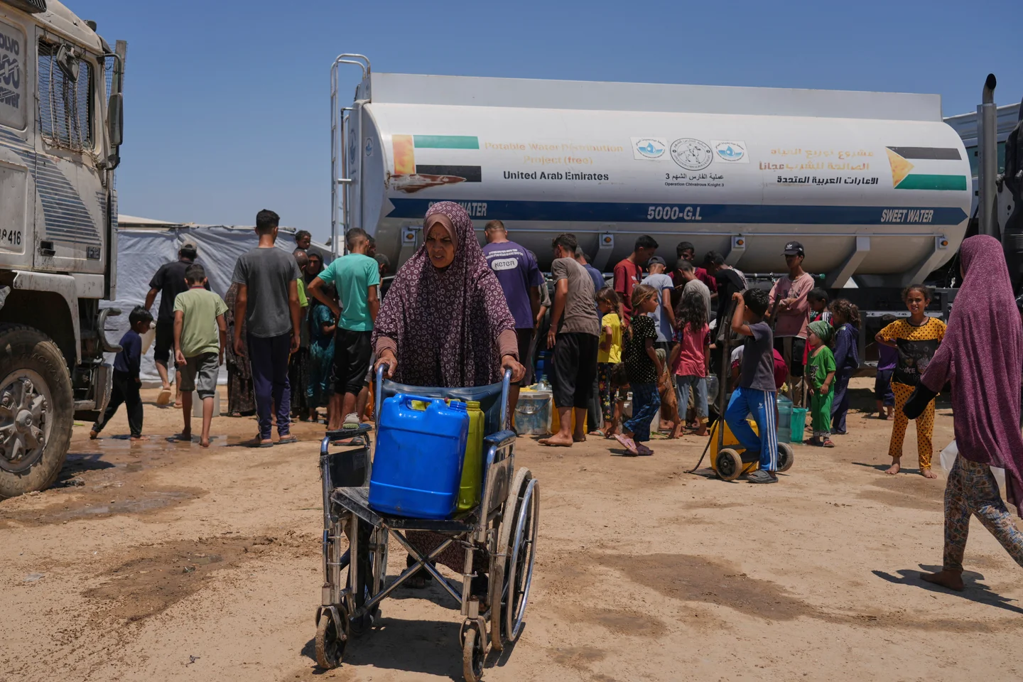 85 killed waiting for Gaza aid