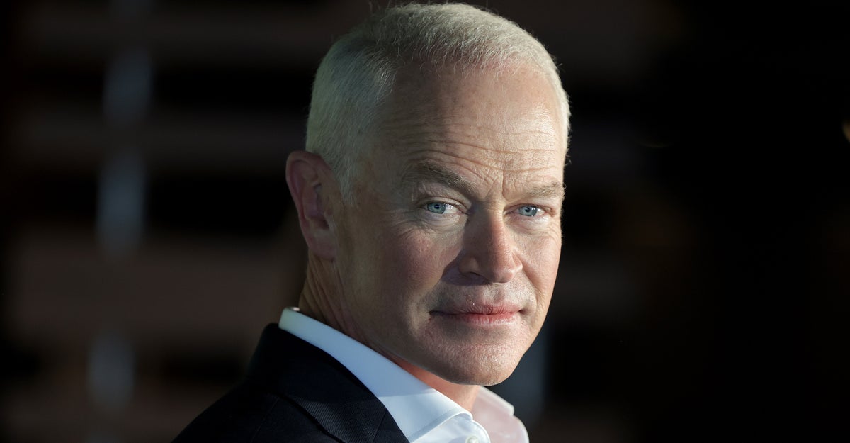 J Rodeo Actor Neal McDonough Ends No Kissing Rule For This Movie | HuffPost Entertainment