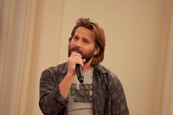 Logan Marshall-Green In "E assim ..."
