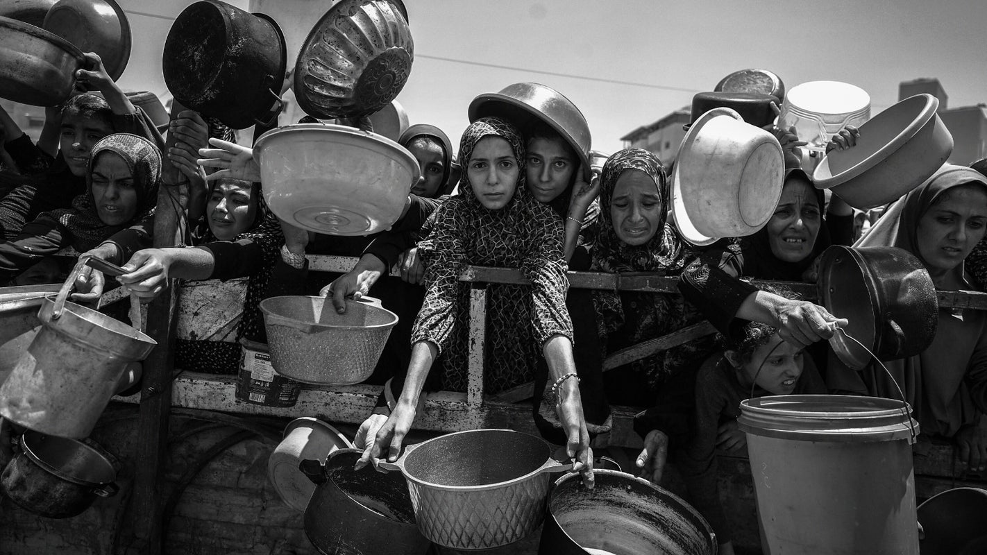 Illustration: HuffPost;  Photo: Ali Jadallah / Getty Images