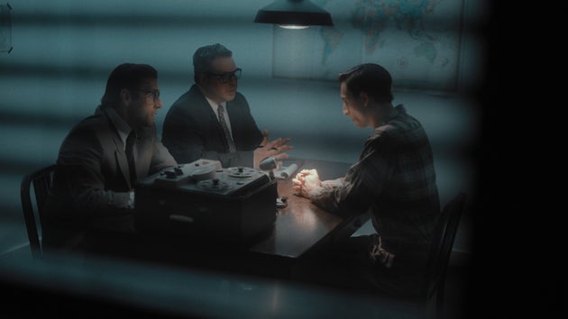 作品より。本作では、関係者のインタビュー動画や記録映像に加え、1940年代については再現ドラマを交えて表現している。