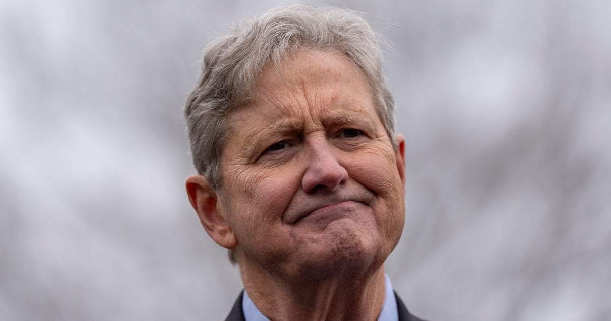 https://img.huffingtonpost.com/asset/6888548419000017e960069a.jpeg?cache=6sVldeAzur&ops=1200_630