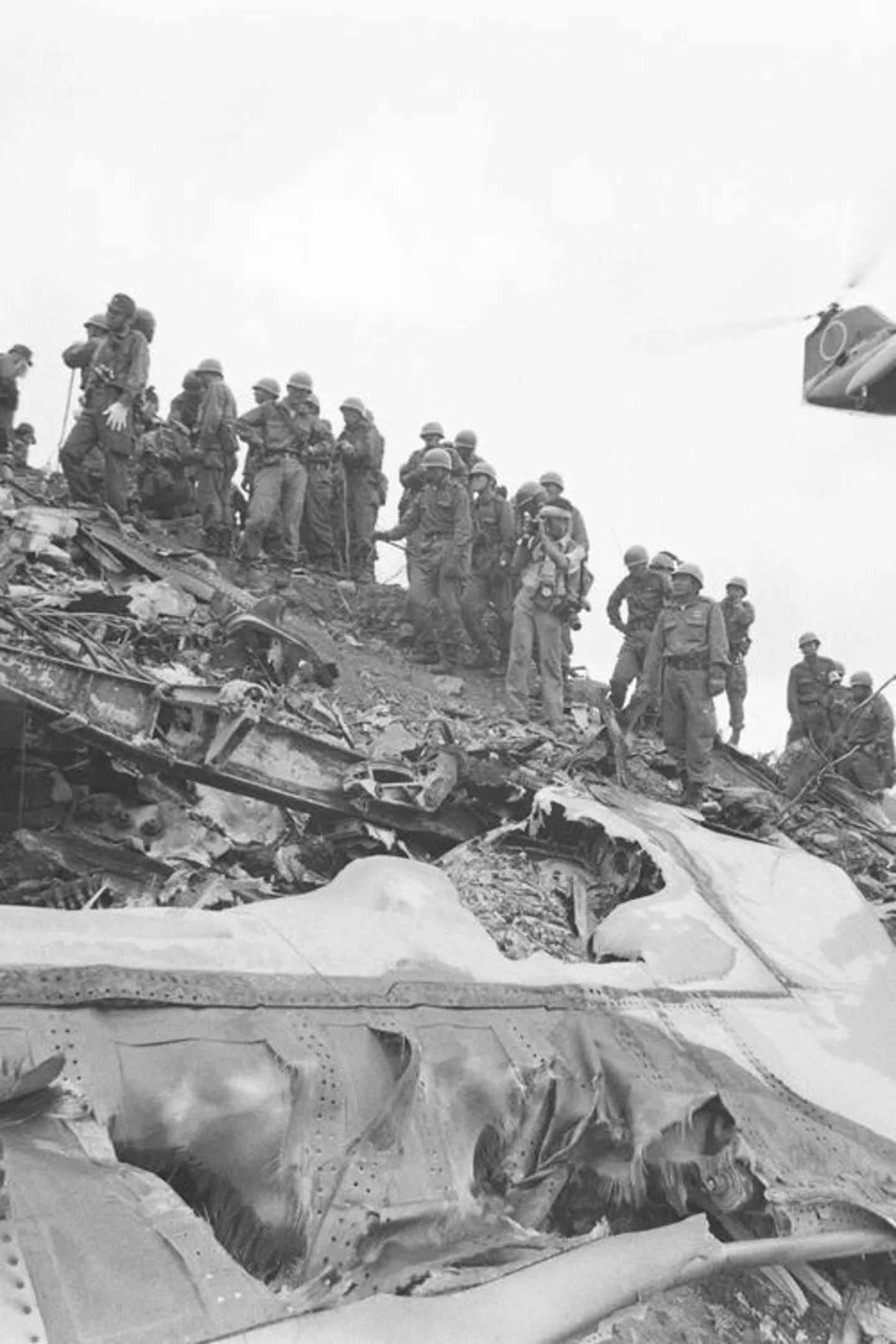 貴重ヴィンテージ♦️モノクロ 航空写真♦️2枚セット♦️送料込♦️コレクション 遺影額 5873 ブラック H判 薄マット | ジョイフル本田 取り寄せ＆店舗受取