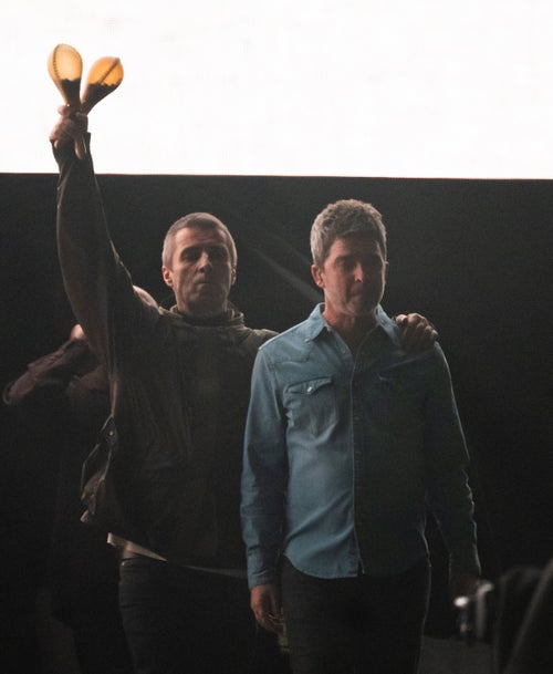 画像】英ロックバンド・オアシスのリアムとノエルの長兄ポール