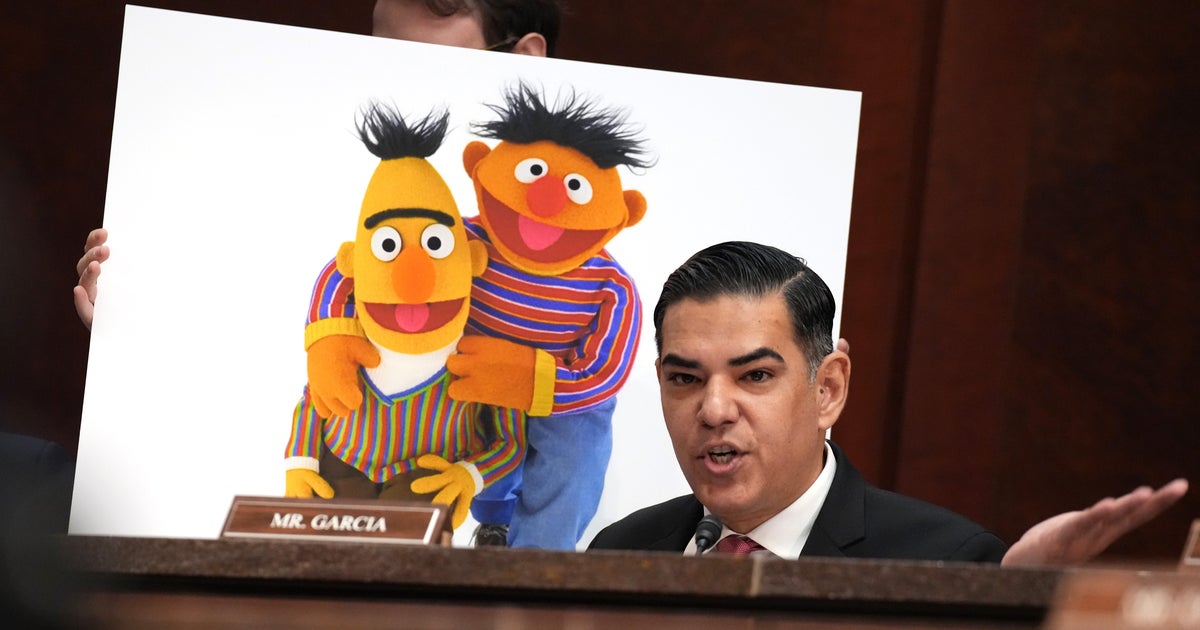 https://img.huffingtonpost.com/asset/688d01be170000dd43747b87.jpeg?cache=WlvDXf0qrx&ops=1200_630