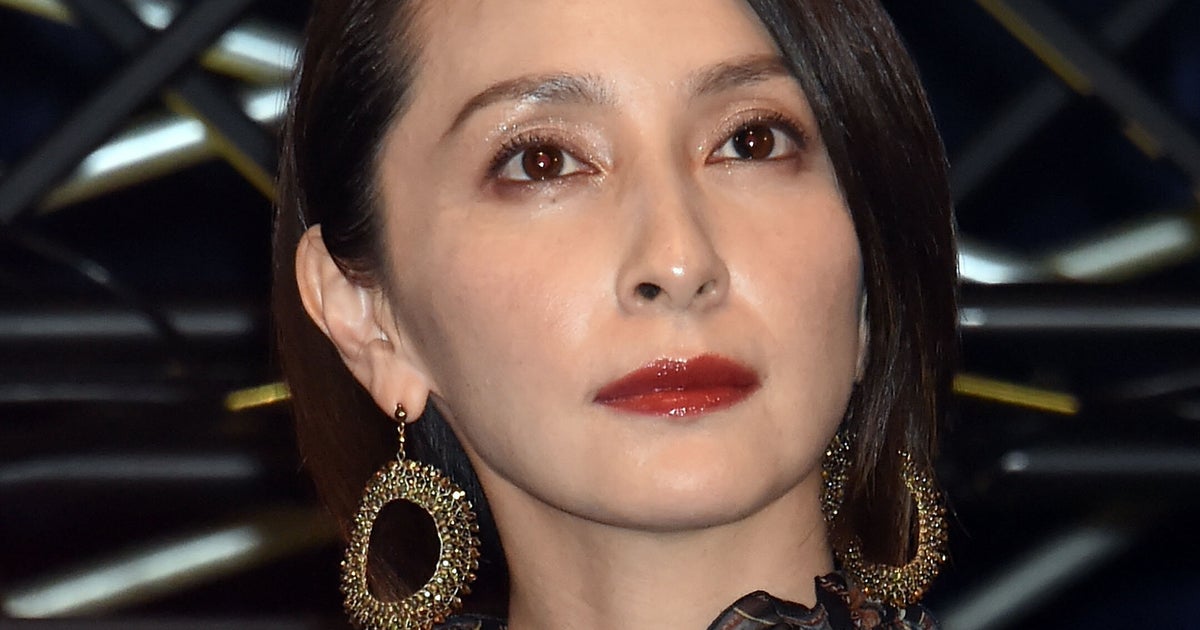 奥菜恵、サングラスの跡がつかない“工夫”が意外だった⇨「真似する」「ガサツと丁寧のせめぎ合いで笑いました」