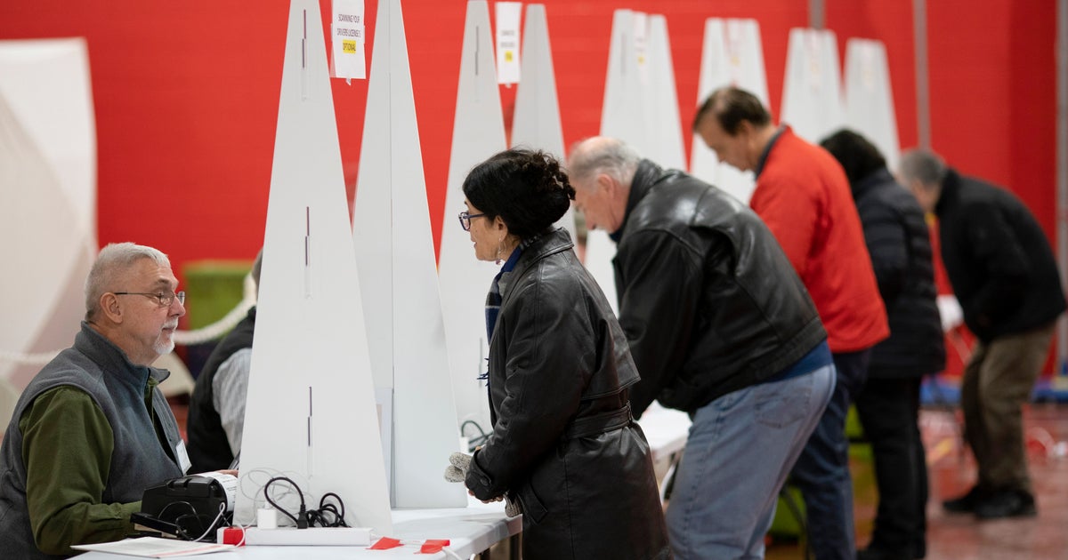 ‘They Roll Right Over’: Poll Finds Many Democrats Call Party Weak And Ineffective