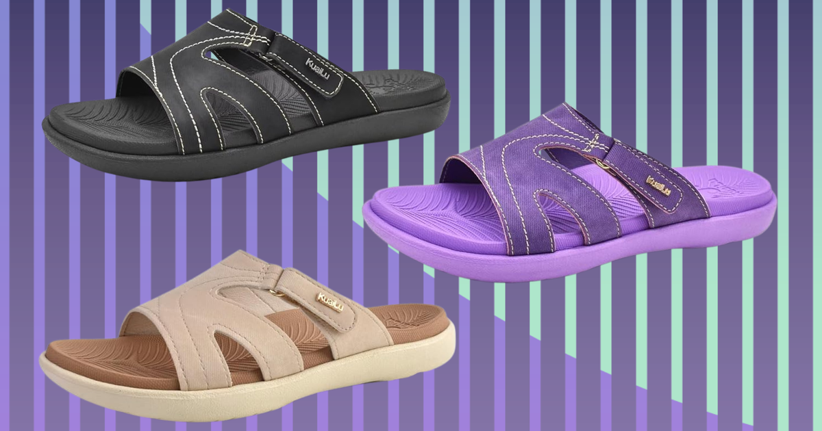People With Plantar Fasciitis Adore These $25 Orthotic Slides
