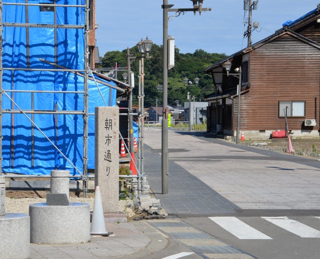 能登半島地震で火災が発生した輪島市の観光名所「朝市通り」（2025年7月20日撮影）
