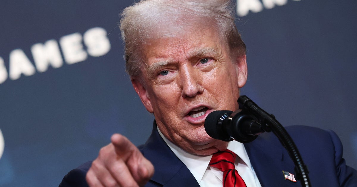 Trump Sends Chilling Warning To Jimmy Kimmel, Other Hosts