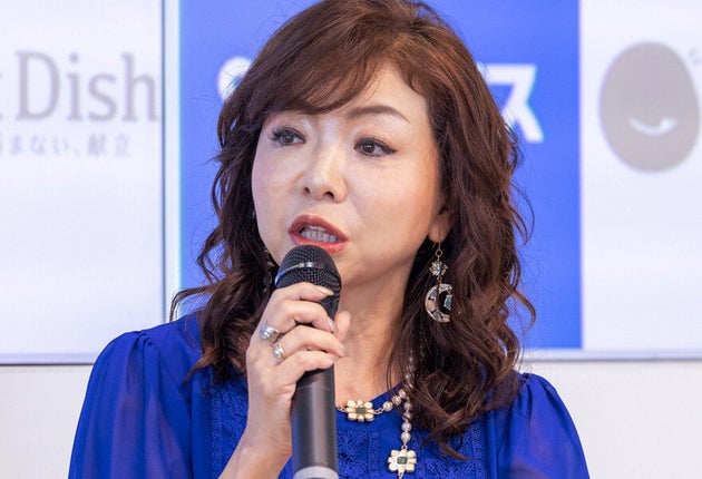 ハイヒール・モモコさんさん