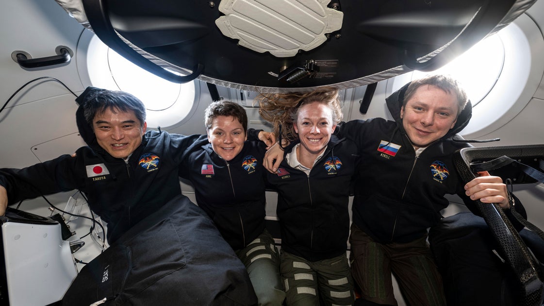 Astronauts Return To Earth After 5 Months At The International Space Station Astronauts Return To Earth After 5 Months At The International Space Station