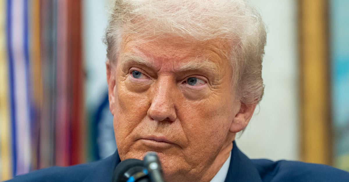 https://img.huffingtonpost.com/asset/6897b709180000a3758c5173.jpeg?cache=jpWXUcGfTw&ops=1200_630