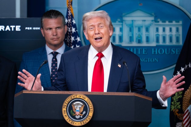 ホワイトハウスで記者会見したトランプ大統領（2025年8月11日）