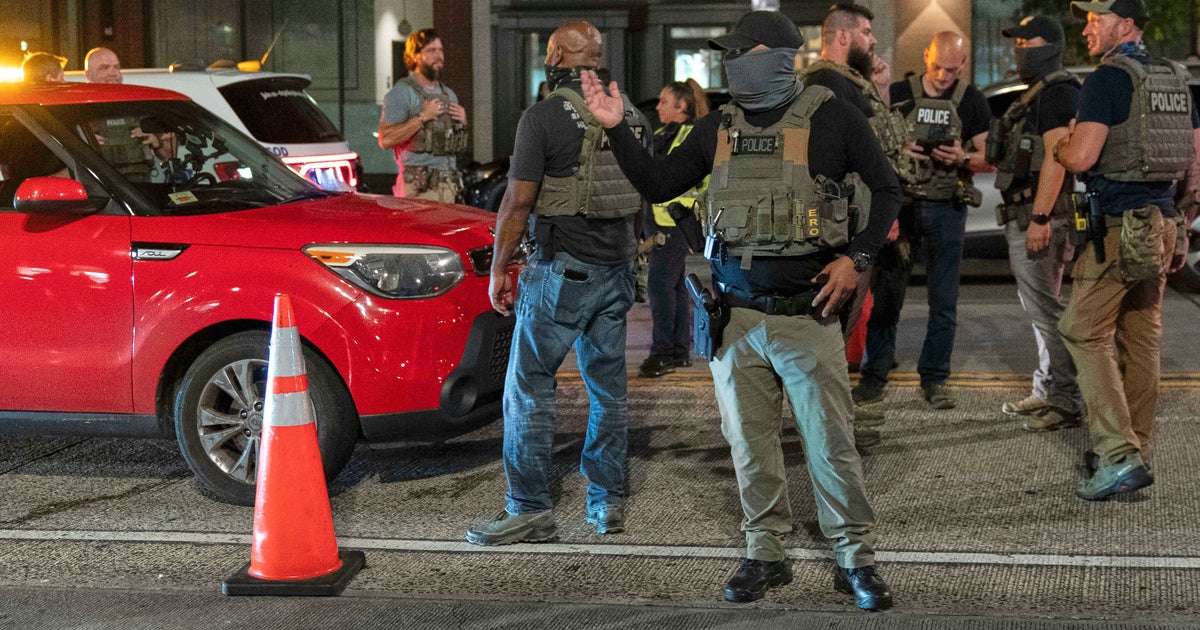 https://img.huffingtonpost.com/asset/689da23c1800009eec8c5673.jpeg?cache=heCry5jYFn&ops=1200_630