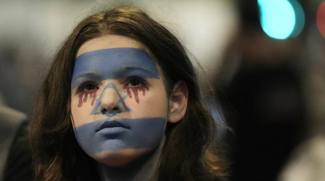 Israel Prepares To Move Palestinians To Southern Gaza As Israelis Urge Mass Protest Over War thumbnail