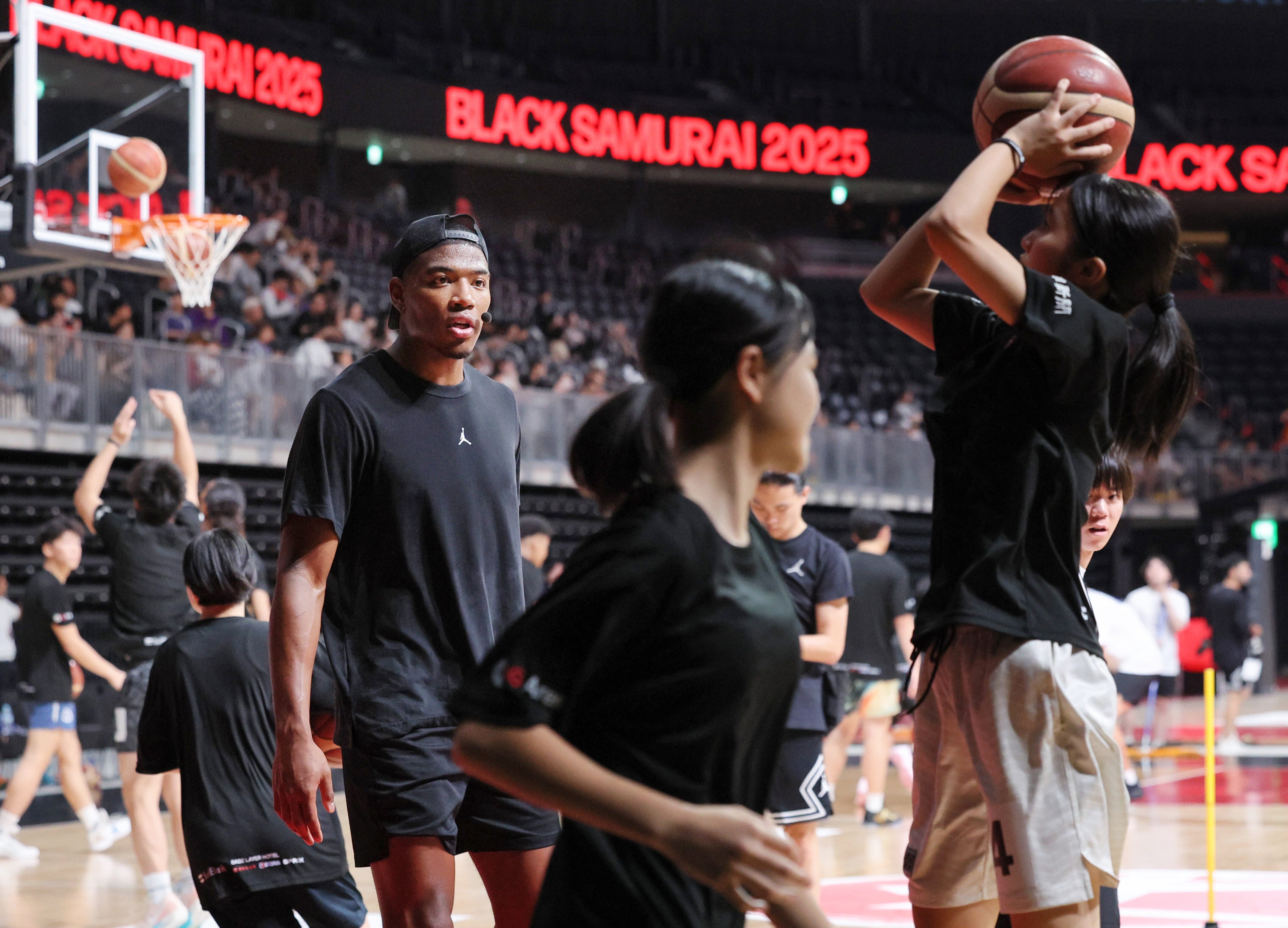 八村塁とフィルハンディは、日本の中高生にどんなバスケを教えたのか