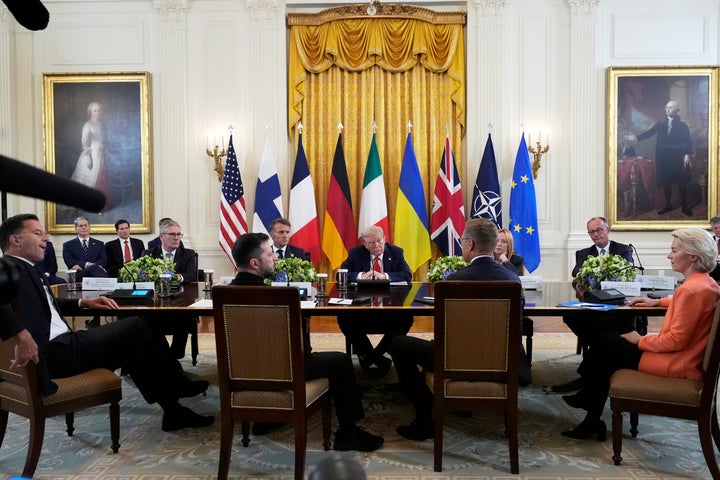 President Donald Trump, Center, Participates in a Meeting With British Prime Minister Keir Starmer, Seated at the Table From Center Left, French President Emmanuel Macron, Italian Prime Minister Giorgia Meloni, German Chancelor Friedrich Merz, and from Fore going Left, Nato Secretary General Mark Rutte President Volodymyr Zelenskyy, Finnish President Alexander Stubb and European Commission President Ursula von der Leyen, as the Secretary of the Treasury, Scott Besent, and Secretary of State Framework Rubio listened to the White House on August 18, 2025. 
