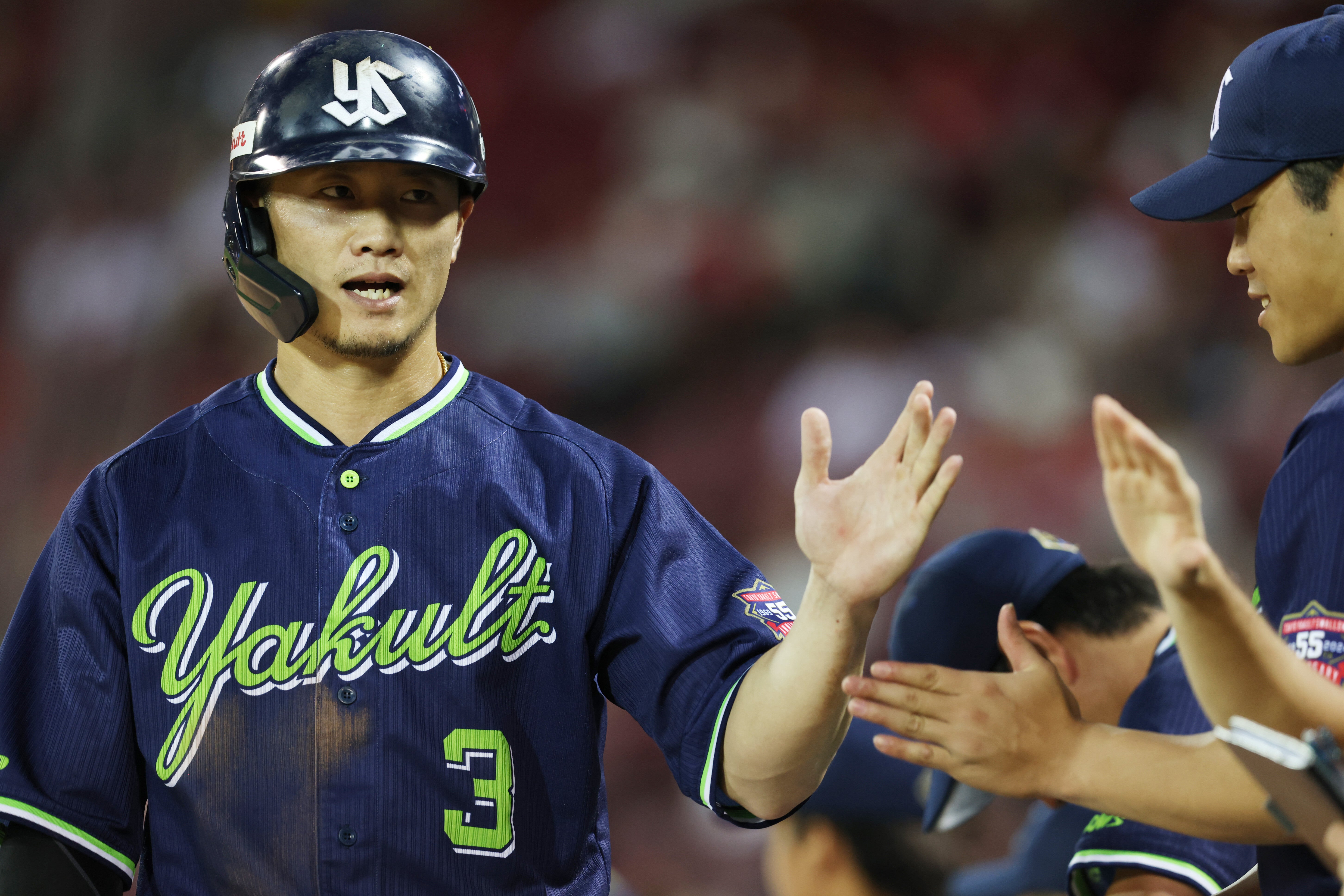 ヤクルト　西川遥輝　ユニフォーム　1500試合　つば九郎 1500試合記念 ヤクルト 西川遥輝 ユニフォーム つば九郎 - メルカリ