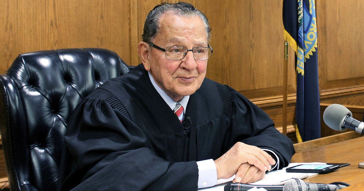 Judge Frank Caprio, Whose Courtroom Empathy Led To Online Fame, Dead At 88