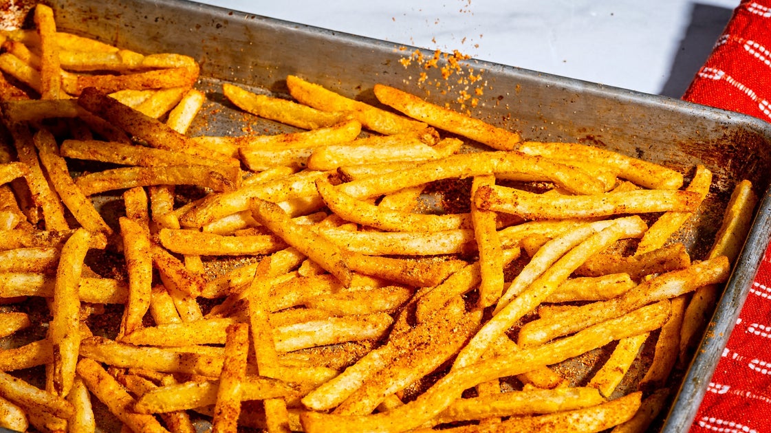 This Beloved American Seasoning Is Underrated And Underused — Here's What Experts Put It On