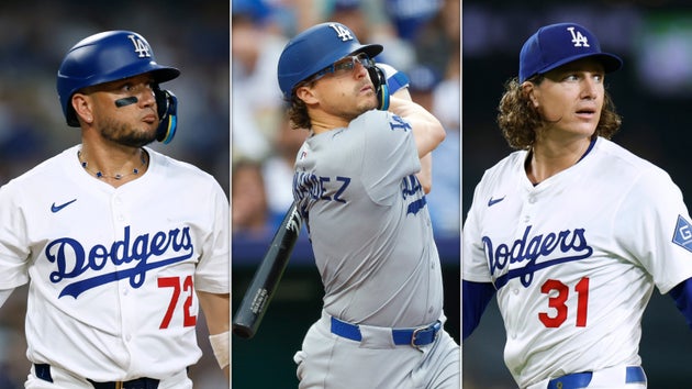 左からミゲル・ロハス選手、キケ・ヘルナンデス選手、タイラー・グラスナウ選手