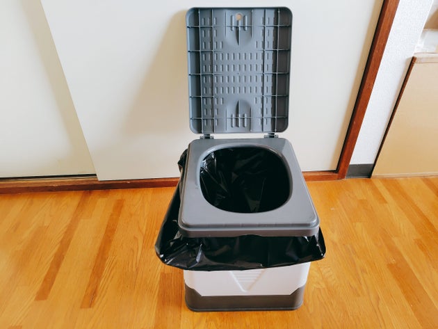 3COINS「折りたたみ非常用トイレ」