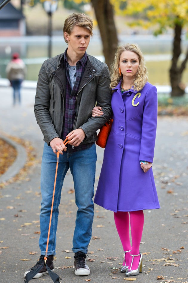 Austin Butler and AnnaSophia Robb on the set of The Carrie Diaries in 2013