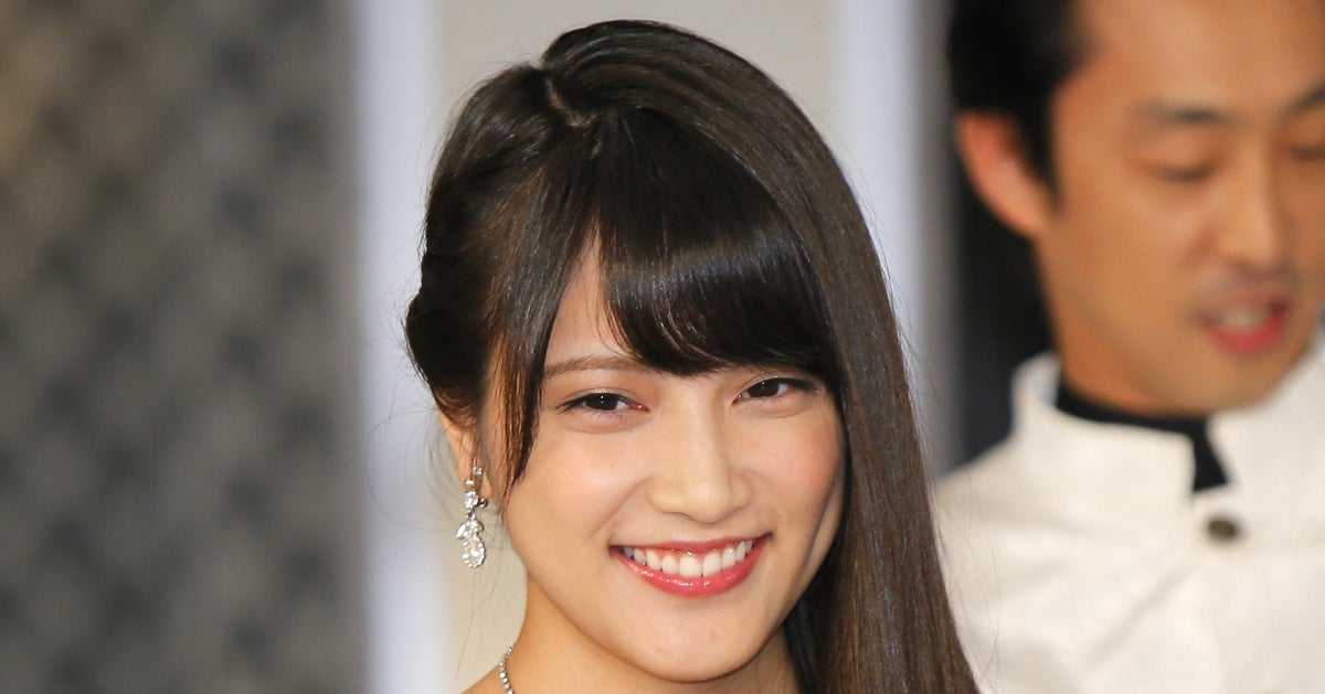 入山杏奈、謎形状の「じゃがりこ」を発見！⇒「サッポロポテトのBBQ味 