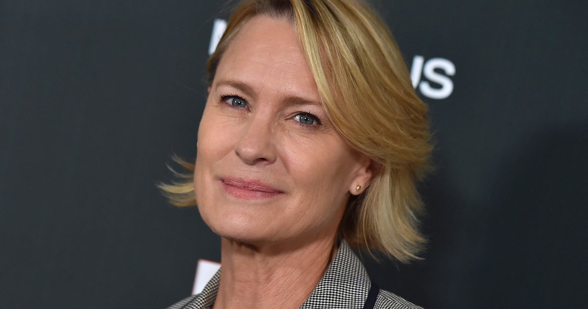 ‘House Of Cards’ Star Robin Wright Reveals ‘S**tshow’ Reason She’s Leaving The U.S.