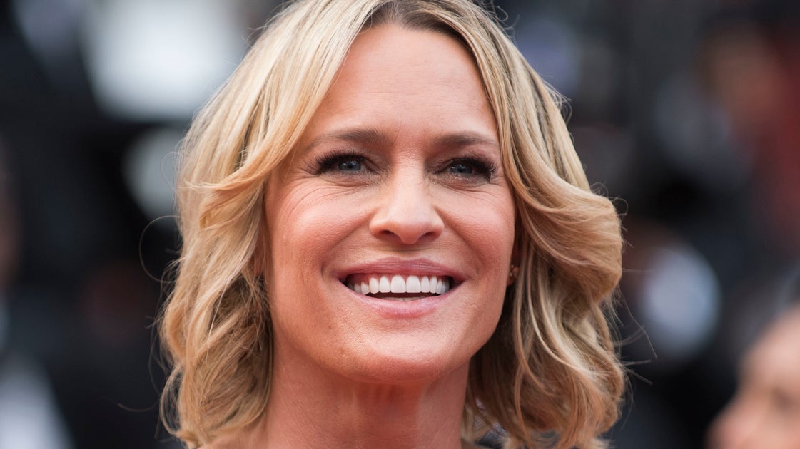 House Of Cards Star Robin Wright Reveals Stshow Reason Shes Leaving The US  HuffPost House Of Cards Star Robin Wright Reveals Stshow Reason Shes Leaving The US  HuffPost
