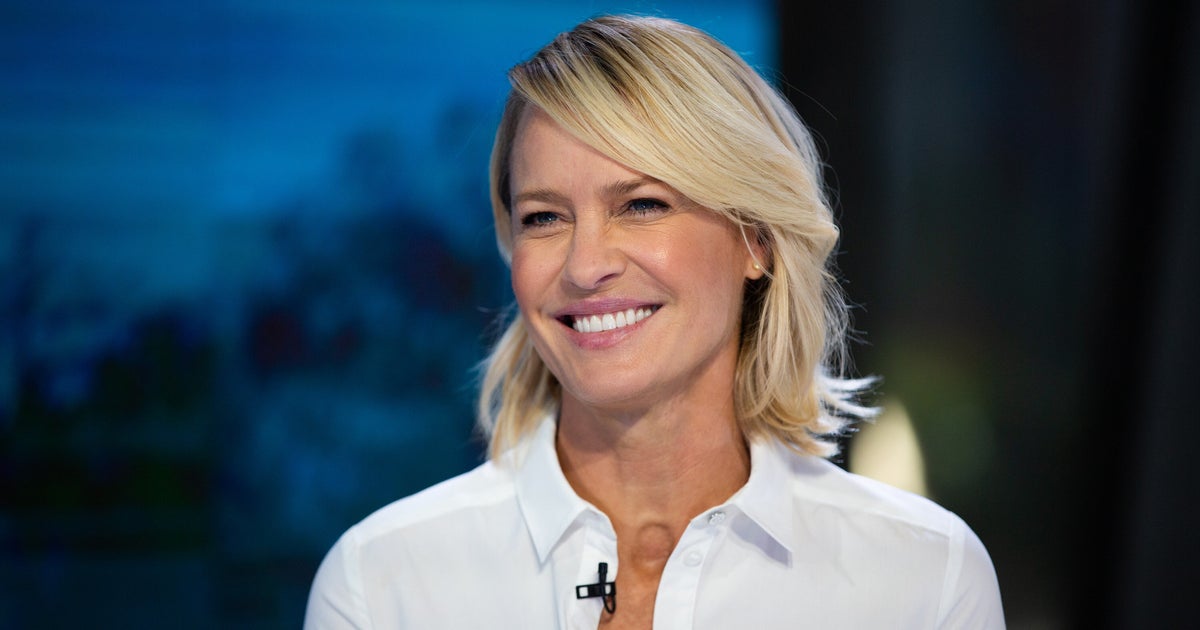 Robin Wright Shares ‘Huge’ Parenting Regret With Ex Sean Penn