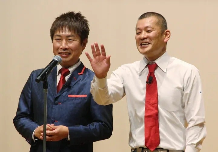 U字工事・福田薫さん(左)