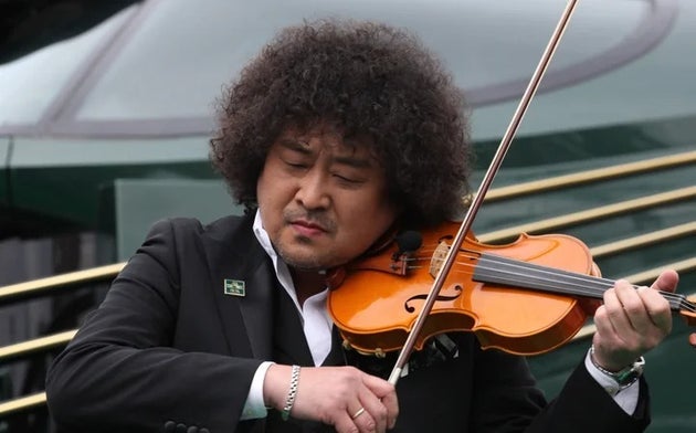 葉加瀬太郎さん