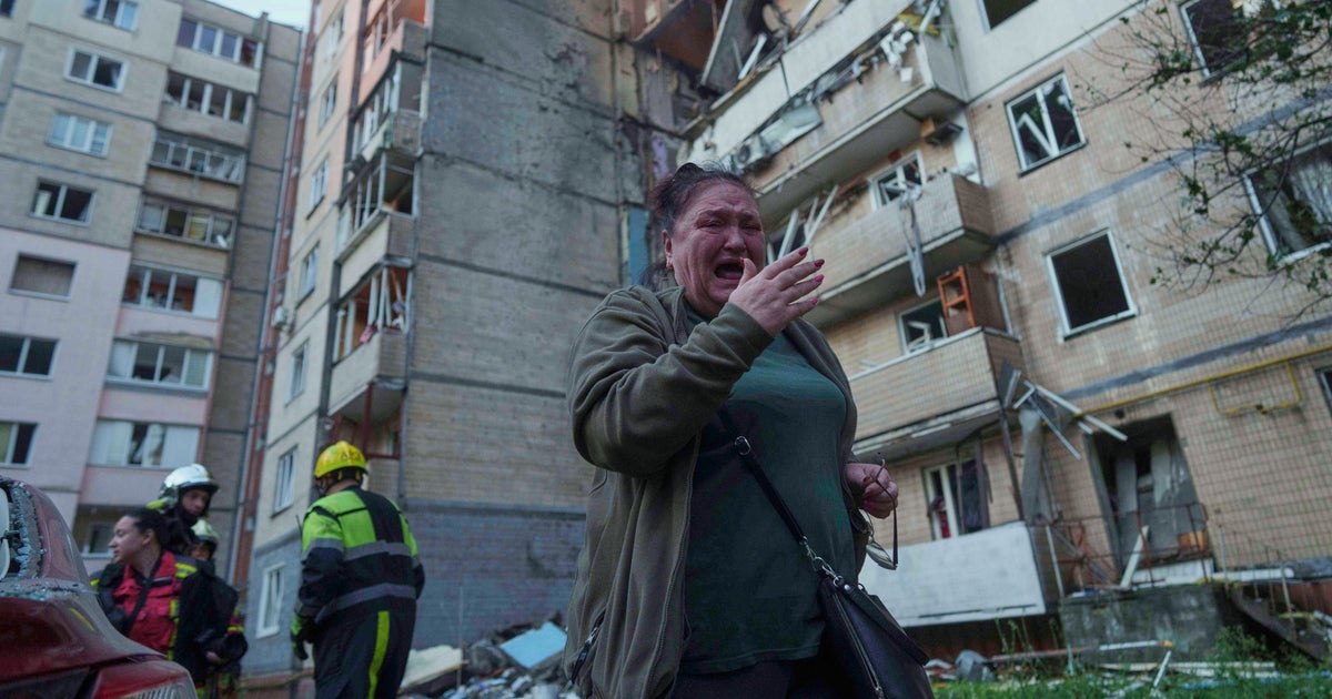 Ukraine Government Building Damaged In Kyiv In The Largest Russian Attack Since The War Began