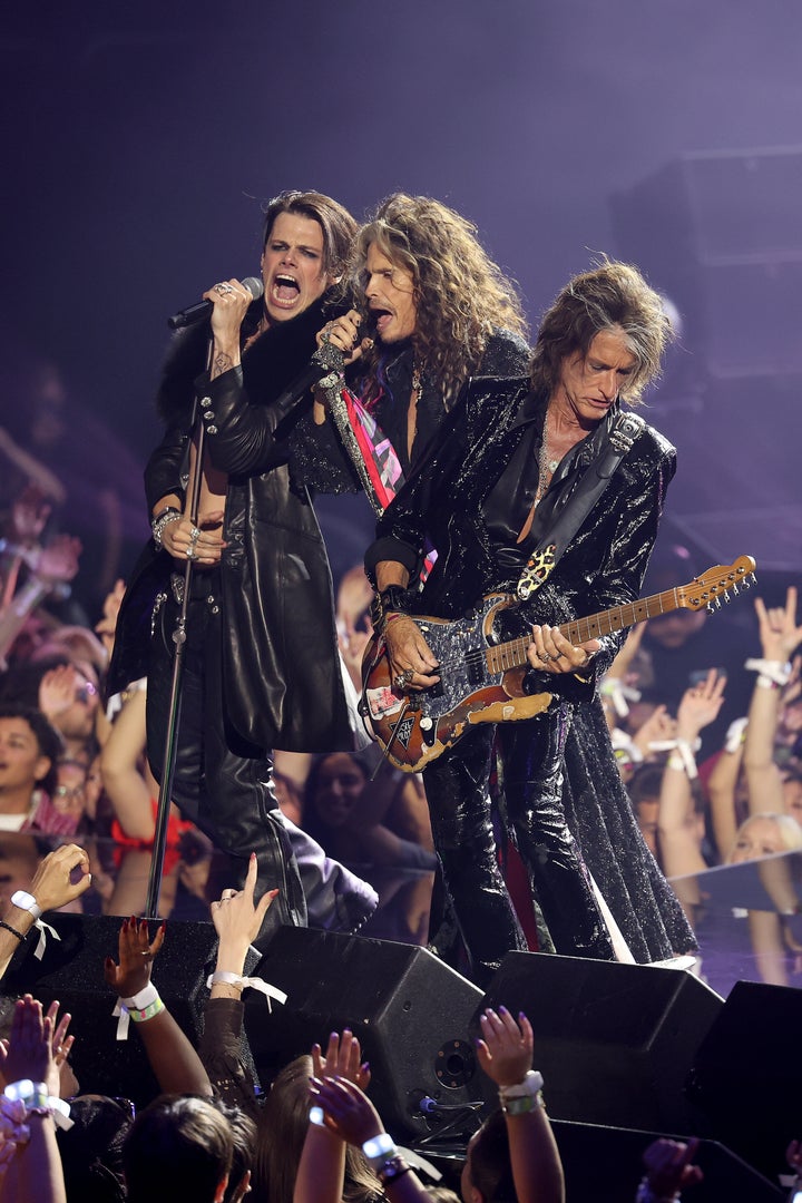 There was an epic tribute to the late Ozzy Osbourne from YUNGBLUD with Aerosmith's Steven Tyler and Joe Perry.