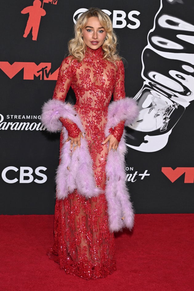 Sabrina Carpenter makes her way into the 2025 VMAs