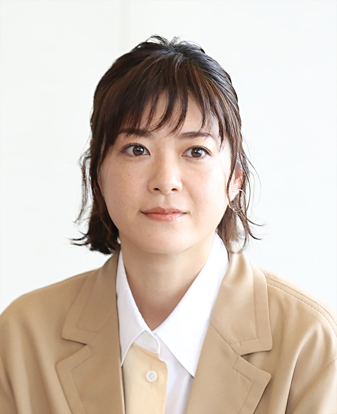 上野樹里、夫・和田唱＆愛犬との“横浜ピクニック”がエモすぎる！⇨家族のオフショットに「顔が似てきた」と反響