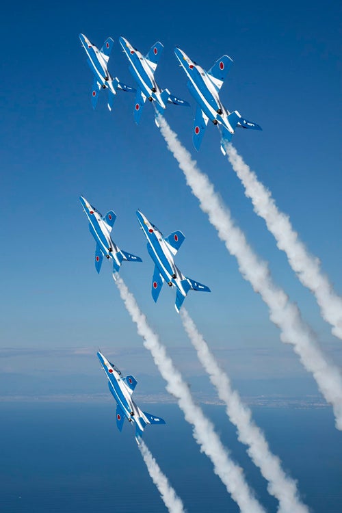 ブルー インパルス ブルーインパルス、今日飛ぶの？飛ばないの