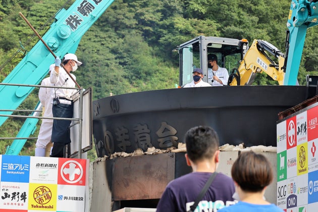 芋煮を煮込む大鍋※写真は2022年の開催時