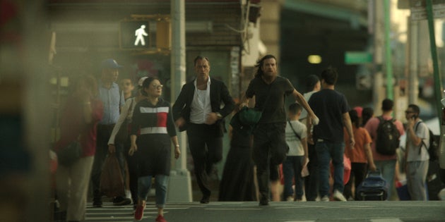 Jude Law and Jason Bateman in Black Rabbit